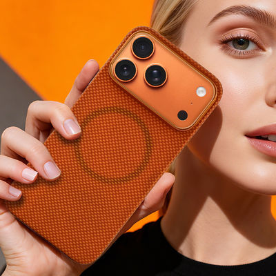 เคสโทรศัพท์มือถือพรีเมียม อะรามิดคาร์บอนไฟเบอร์ พร้อมกรอบโลหะสำหรับ iPhone 17 Pro Max