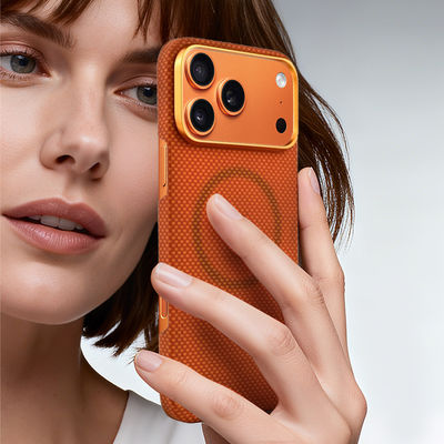 เคสโทรศัพท์มือถือพรีเมียม อะรามิดคาร์บอนไฟเบอร์ พร้อมกรอบโลหะสำหรับ iPhone 17 Pro Max